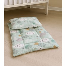 Özgürce Yeşil Ay Yıldızlı Pamuklu Bebek ve Çocuk Alt Açma Minderi