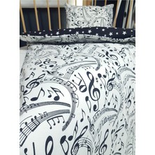 Özgürce Yumuşak 5 Parça Bebek Uyku Seti, Notalı Desen, 90X130 cm