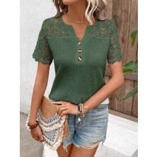 Nidam Butik Kadın Kısa Kollu V Yakalı Önden Düğmeli Dantel Detaylı Waffle Bluz