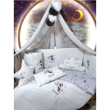 Özgürce Sevimli Nakışlı Bebek Uyku Seti, Lüks Cibinlik ve Uçan Ayı Motifi