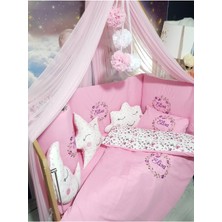 Özgürce Çiçek Desenli 60X120 Nakışlı Bebek Uyku Seti, Cibinlik ve Aparatlı