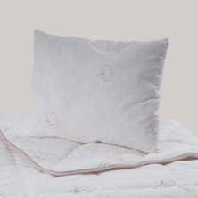 Özgürce Yumuşak ve Rahat Pamuklu Bebek Seti, Konforlu Uyku ve Oyun Için Mükemmel