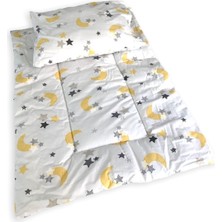 Özgürce Sarı Ay Yıldızlı %100 Pamuk Bebek ve Çocuk Alt Açma Minderi