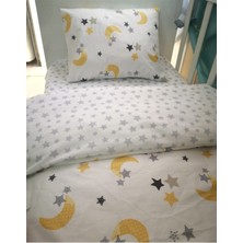 Özgürce Yumuşak Pamuk Bebek Çocuk Yastık ve Çarşaf Seti, Sarı Ay Yıldızlı 70X110