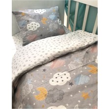 Özgürce Pamuklu Çocuk Yatak Seti, Ay ve Bulut Desenli, 70X100 Cm, Yumuşak ve Rahat