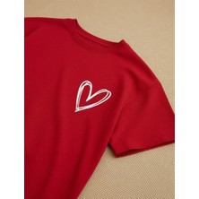 Shoprise Minimal Kalp Baskılı Oversize Tshirt Kadın Günlük Tarz Kısa Kol Örme Kumaş Türkiye Menşeli