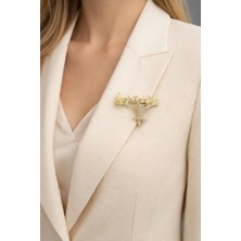 Herşey Nota Sol Anahtarı ve Nota Figürlü Gold Metal Broş – Taş Detaylı Müzik Temalı Tasarım