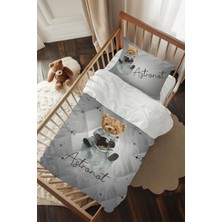 Özgürce Sevimli Astronot Ayı Desenli Bebek Beşik Uyku Seti