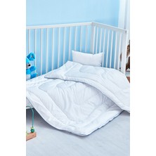 Özgürce Yumuşak ve Konforlu Bebek Microjel Yorgan 100X150 Cm, Pamuk Kılıflı