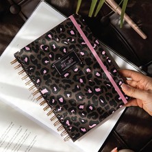 Leaf Shop A5 Spiralli Renkli Akademik Ajanda 16 Aylık Motivasyon Sayfalı - Leopar