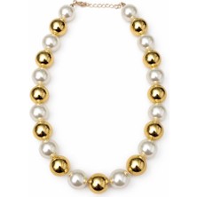 Gold ve Inci Detaylı Kolye