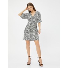 Koton Mini Çiçekli Elbise V Yaka Kısa Kollu Ecovero® Viscose