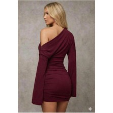 Rora Asimetrik Yaka Düşük Omuz Detaylı Uzun Kollu Likralı Elbise ( Mevsimlik ve Kışlık )