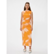 Koton Tül Bodycon Uzun Elbise Kolsuz Drapeli Kayık Yaka Slim Fit Soyut Desenli