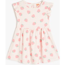 Koton Kız Çocuk Fırfır Detaylı Çilek Desenli Elbise Günlük Kullanım İçin Şık Tasarım