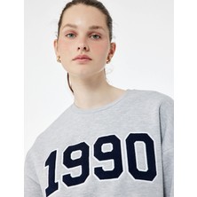 Koton Üç Iplik Şardonlu Uzun Kollu Bisiklet Yaka Nakışlı Crop Sweatshirt