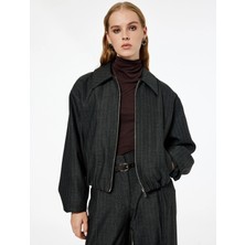 Koton x Melis Ağazat - Uzun Kollu Cepli Fermuarlı Crop Bomber Ceket