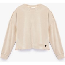 Koton Uzun Kollu Bisiklet Yaka Kalp Detaylı Fitilli Sweatshirt