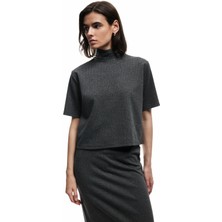 Koton Metalik Iplik Detaylı Simli Kısa Kollu Dik Yaka Tişört