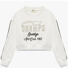 Uzun Kollu Bisiklet Yaka Aplike Detaylı Pamuklu Sweatshirt