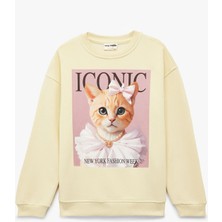 Koton Uzun Kollu Bisiklet Yaka Oversize Kedi Baskılı Sweatshirt