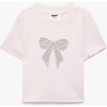 Koton Pamuklu Taş Detaylı Kısa Kollu Bisiklet Yaka Fiyonk Baskılı Tişört