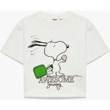 Koton Pamuklu Bisiklet Yaka Snoopy Baskılı Kısa Kollu Crop Tişört
