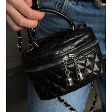 Mercan Bags Kadın Parlak Mini Kutu Zincir Askılı Fermuar Kapamalı Kadın El ve Omuz Çantası