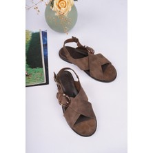 Sy Leather Dream Model Hakiki Deri Rengi Çapraz Bant Büyük Süs Tokalı Kadın Günlük Sandalet