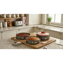 abnturk 24 cm / 26 cm / 28 cm  Çapında . 3'lü Kelepçeli Kek Kalıbı Seti. Yapışmaz Yüzeyli 3'lü Pratik.