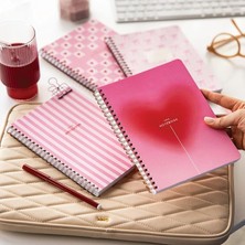 Leaf Shop A5 Spiralli Karton Kapak 4'lü Set Kareli Okul Defteri 80 Yaprak - Ders Programlı Pembe Kurdele Kalp