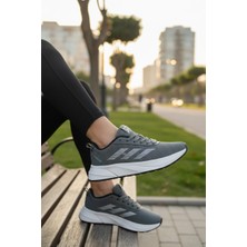 Enoch Kadın Destekleyici Arka Katmanlı ve Esnek Tabanlı Spor Ayakkabı