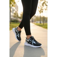 Enoch Kadın Geometrik Panel Detaylı ve Bağcıklı Spor Ayakkabı