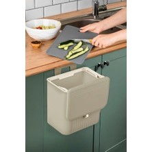 Misda Store 15 Litre Fonksiyonel Kapaklı Çöp Kovası - Dolap ve Duvar Aparatlı, Askılı, Yerden Tasarruflu, Lavabo Altı ve Dolap Kapısı Için Mutfak ve Banyo Çöp Kutusu (Latte)