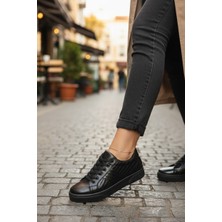 Enoch Kadın Baklava Desen Dikiş Detaylı ve Bağcıklı Spor Ayakkabı