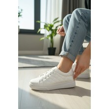 Enoch Kadın Baklava Desen Dikiş Detaylı ve Bağcıklı Spor Ayakkabı