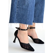 Erbilden Weja Siyah Cilt Tül Detaylı Simli Topuklu Ayakkabı