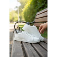 Enoch Kadın Mikro Delikli Saya ve Kontrast Topuk Detaylı Spor Ayakkabı