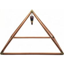 Takı Deryası El Yapımı Bakır Doğal Taşlı Ahşap Tabanlı Enerji Piramidi Meditasyon Dekoratif Şifa Objeleri