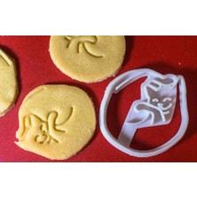 Talaşoğlu Kedi Figürlü Kurabiye Kalıbı - Şeker Hamuru Şekillendirici ve Hamur Baskı Kalıbı