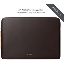 Comfyable 13" MacBook Air Laptop Kılıfı - M1/M2/M3/M4/M5 Uyumlu, Suya Dayanıklı-Çikolata