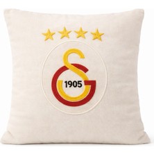 El Yapımı Punch Işleme Kırlent Kılıfı