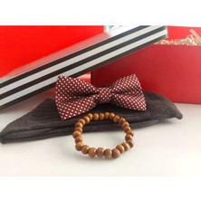 Erkek Hediye Seti Modern Şıklık 17 : Desenli Papyon, Çorap ve Deri Bileklik