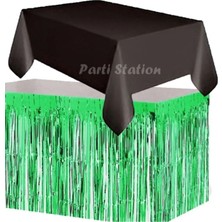 Parti Station Masa Örtüsü ve Masa Eteği Set Plastik Siyah Renk Masa Örtüsü Yeşil Renk Metalize Masa Eteği Set