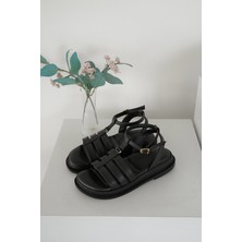 Meral Özgenç Şerit Bantlı Sandalet