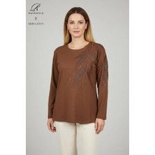 Ravencia Kadın Pembe Yaprak Desenli Taşlı Yırtmaçlı Nakış Işlemeli Likralı Viskon Anne Penye Bluz