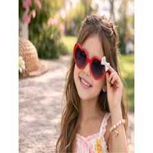 Optic Plus Çocuk Güneş Gözlüğü Fiyonk Detaylı Kalpli Model 5234 Kırmızı