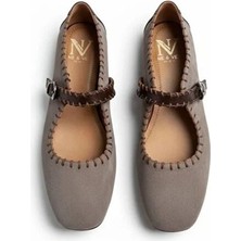 Ne&Ve Shoes Vizon Süet Kahve Deri Garnili Biye Detaylı Kadın Kare Burun Babet