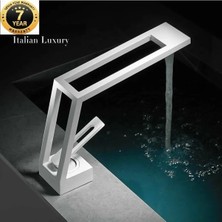 OEM Banyo Lavabo Bataryası Tarz Model Yeni Tasarım Beyaz Renk 7 Yıl Garantili Ithal