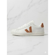 Friend & Trend Kadın Spor Ayakkabı Logo Detay Bağcıklı Sneaker